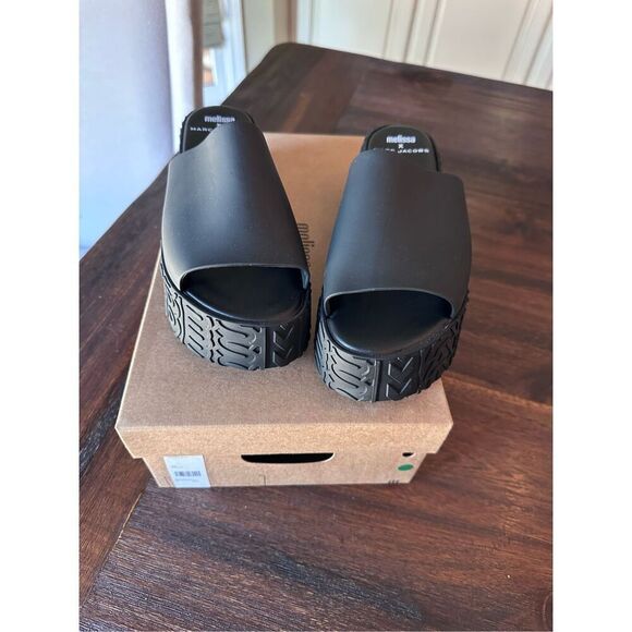 Melissa X Marc Jacobs Becky platform slide - Picture 1 of 10